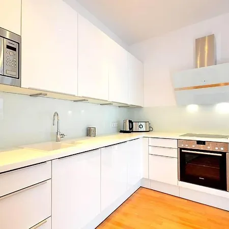 Ideale Luxuswohnung In Lausanne Fuer Besseres Wohnen * Лозанна
